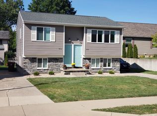 4412 Willoughby Rd, Holt, MI 48842