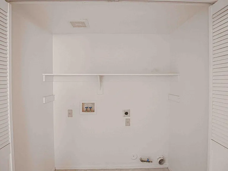 20376 N 66th Dr — Photo 18