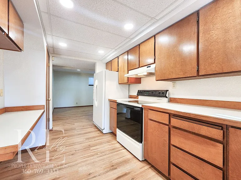 515 NW Heritage Ln — Photo 13
