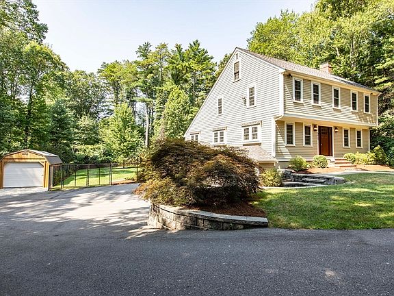 3rd image of 577 First Parish Rd #R