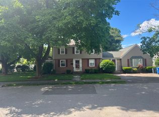 138 Whitman Rd, Waltham, MA 02453