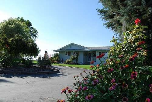 1st image of 25 Paradise Dr