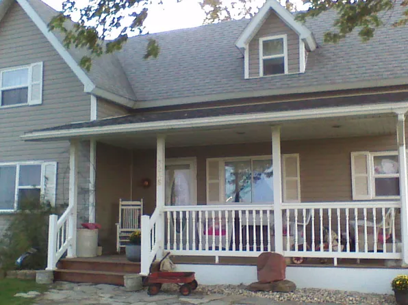 7246 Rich Rd, Middleton, MI 48856