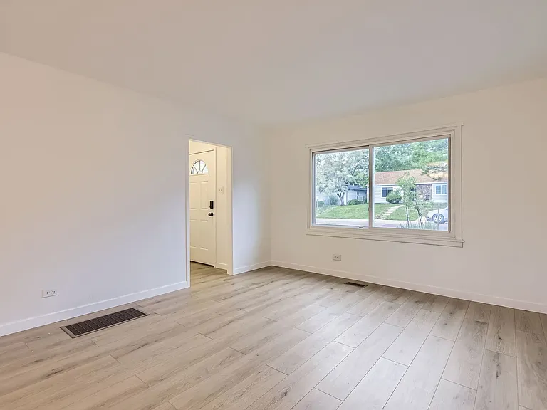 5090 Tejon St — Photo 2
