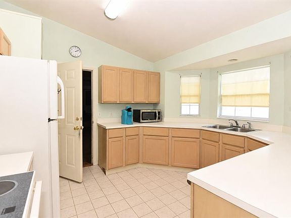 2nd image of 57 Foxhall Ln