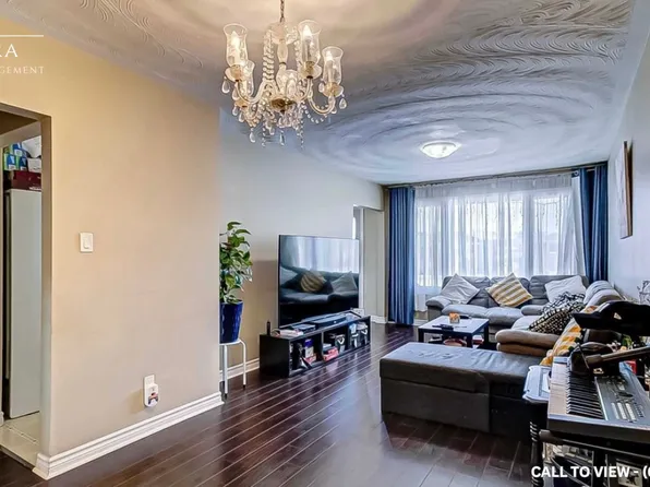 585 Montcalm Ave #1, Oshawa, ON L1J 2H2