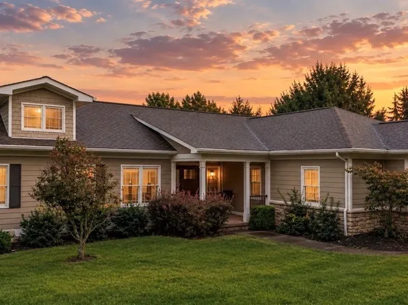 68740 Shepard Dr, Saint Clairsville, OH 43950