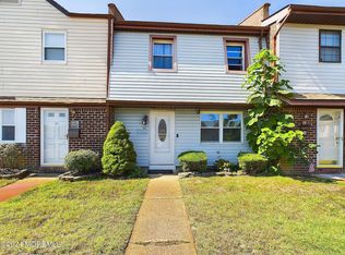 30 Greenwood Loop Rd, Brick, NJ 08724