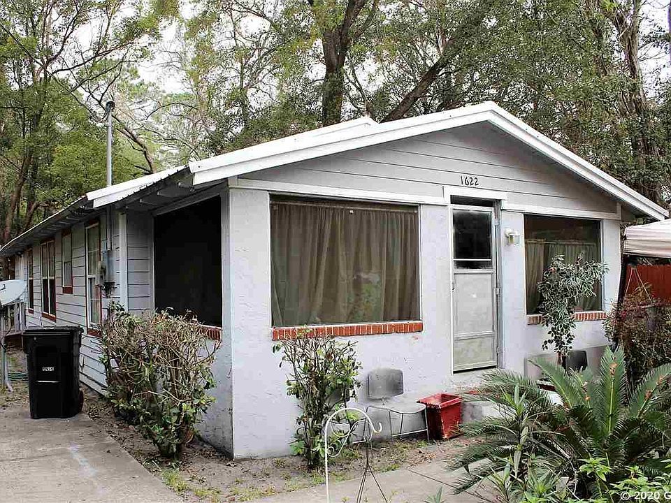1st image of 1622 NE 5th Pl