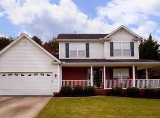 4 Fieldhaven Ct, Greer, SC 29651