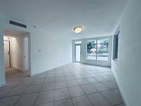 2nd image of 1150 Euclid Ave APT 104