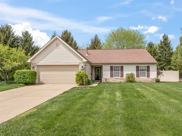231 Creekview Cir, Mooresville, IN 46158