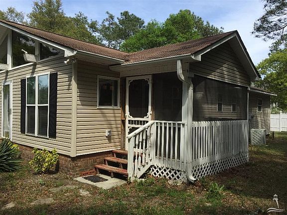 2nd image of 108 NE Middleton Avenue
