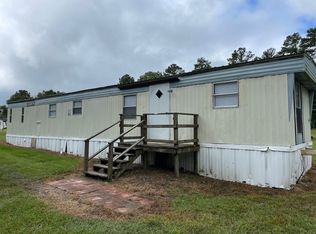 208 Leatherwood Ln, Robbins, NC 27325