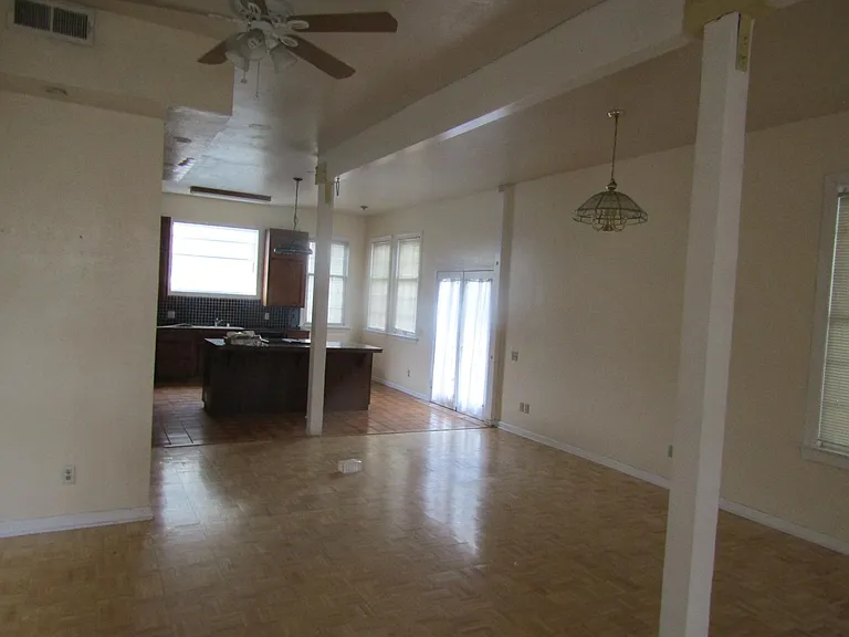 1806 N St — Photo 10