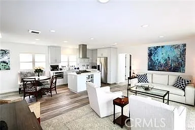 175 Cedar Way — Photo 1
