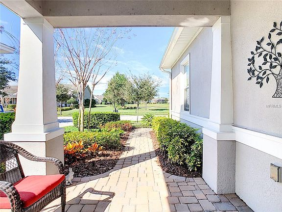 4th image of 450 Cypress Hills Way