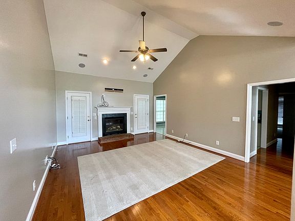 5th image of 510 Austin Woods Ct