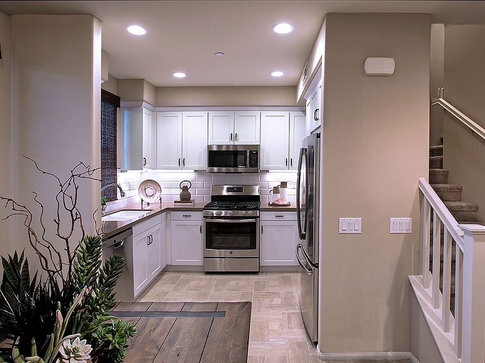 2nd image of 371 Nuez St Lot 115