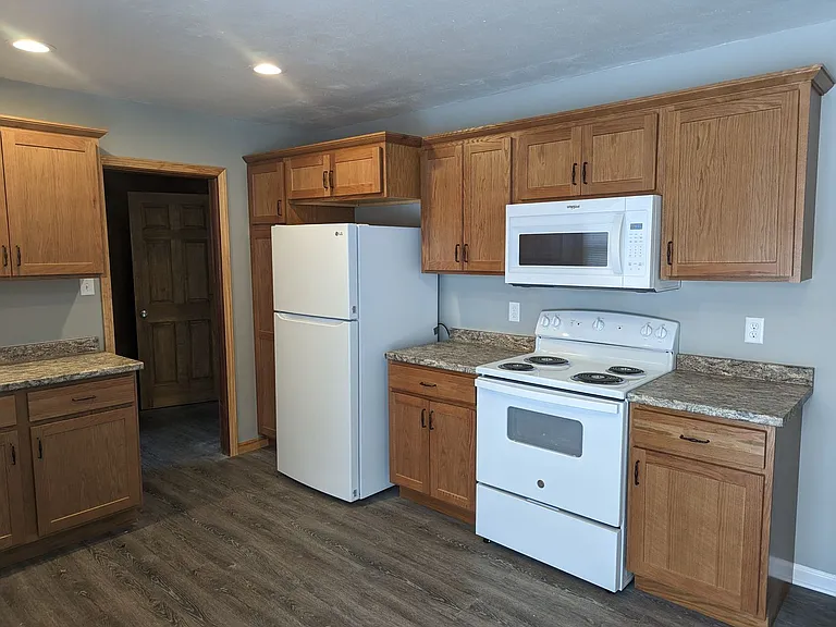 1704 Parker St — Photo 11