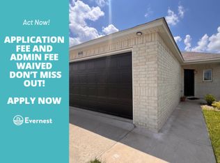 10420 Debbie Dr N, Maumelle, AR 72113