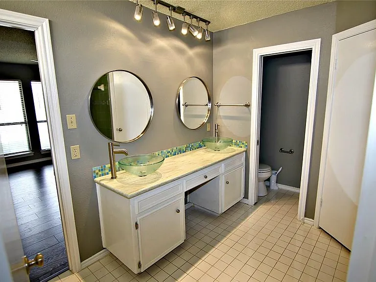 6601 Colina Ln — Photo 15