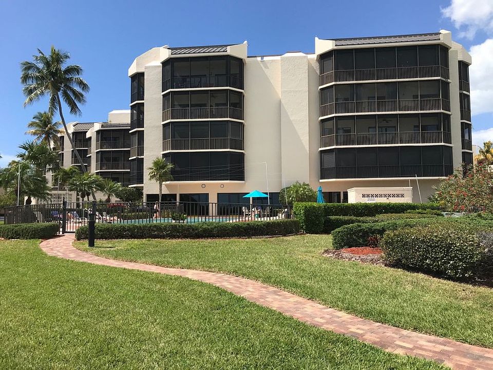 1st image of 961 Collier Ct APT 205