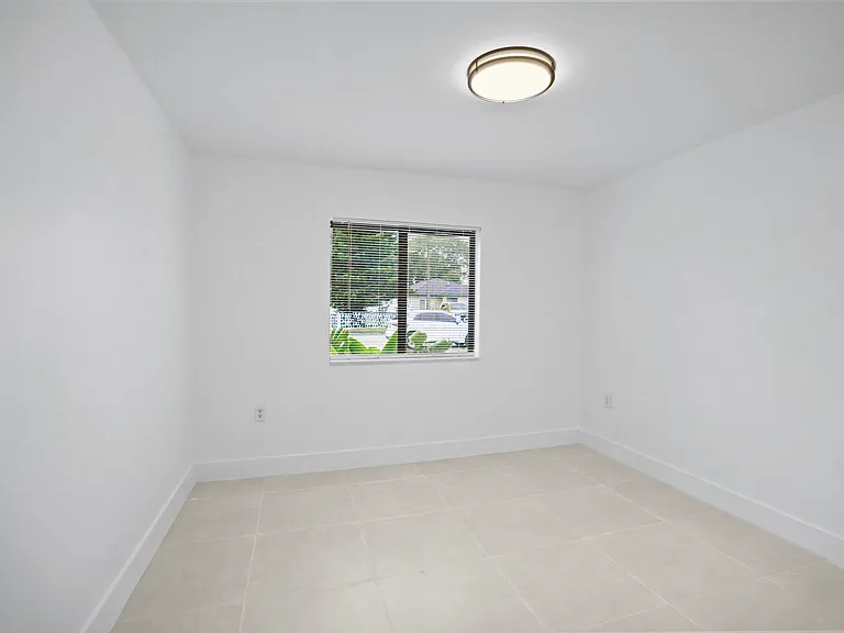 5817 NW 30th Ave #5817 — Photo 10