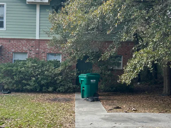 233 Milray Ln, Gulfport, MS 39507