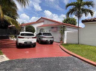 616 SW 88th Pl E, Miami, FL 33174