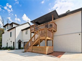 230 SE B St #B, Bentonville, AR 72712
