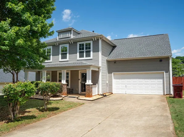 668 Branch View Dr, Boiling Springs, SC 29316
