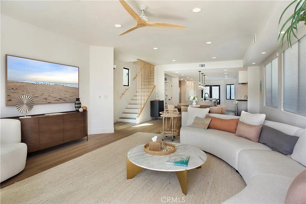 4 bed, 4.5 bath, 3068 sqft, $12,000 — Photo 3