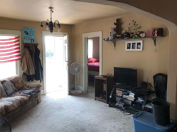 4th image of 2317 E Buckeye Ave
