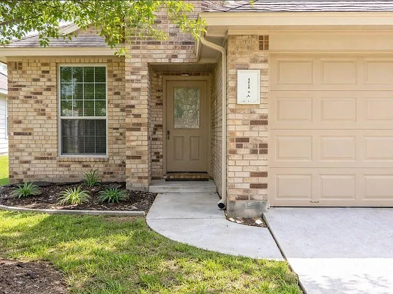21530 Falvel Lake Dr — Photo 4
