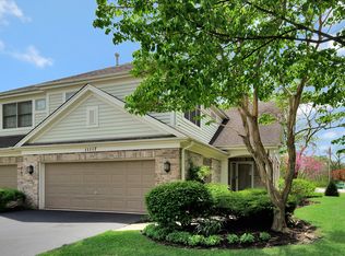 11117 Vista Dr, La Grange, IL 60525