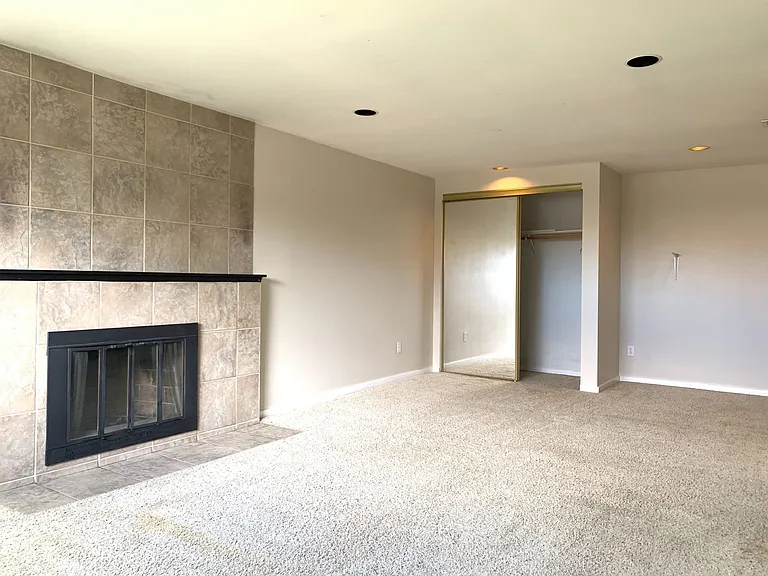 458 154th Ave SE — Photo 12