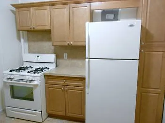 Rented by Bohemia Realty Group | media 17