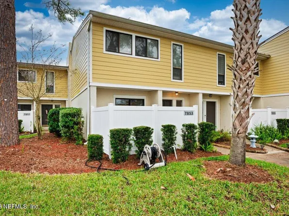 7853 LA SIERRA Court #7853, Jacksonville, FL 32256