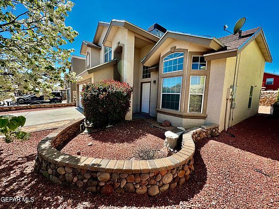 3rd image of 12533 Paseo Alegre Dr