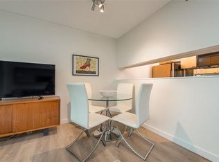1288 Georgia St W #2307, Vancouver, BC V6E 4R3