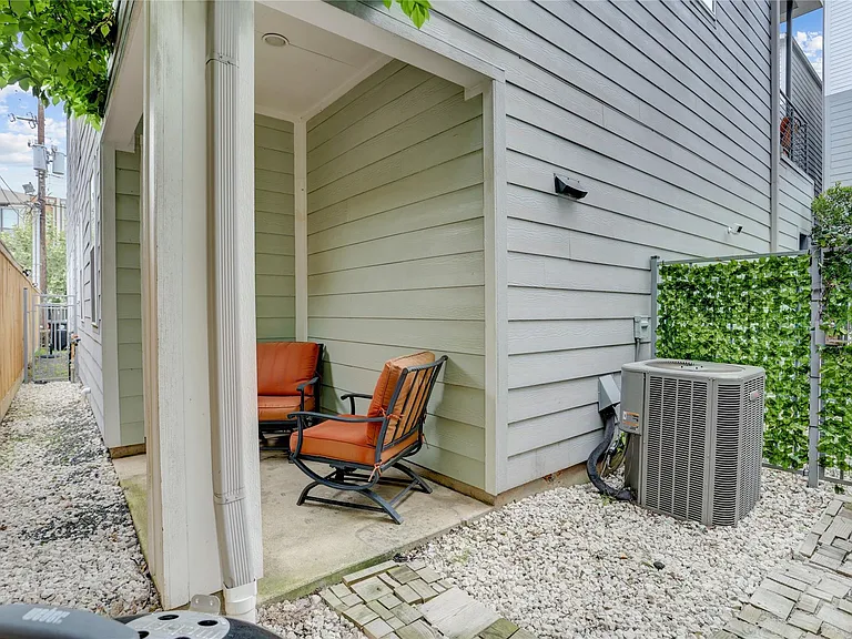 2403 Jackson St #C — Photo 13