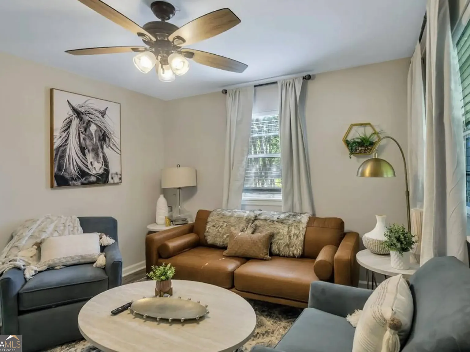 2 bed, 1.0 bath, 816 sqft, $3,900 — Photo 2