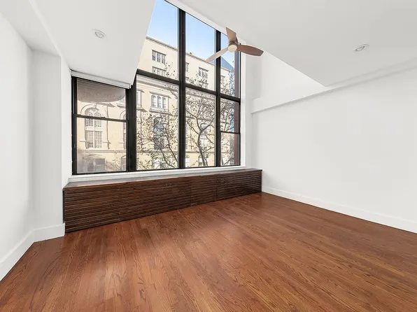 65 Cooper Sq APT 3C, New York, NY 10003