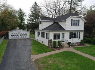 234 N Howard Ave, Croswell, MI 48422