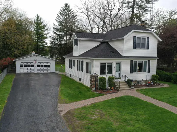 234 N Howard Ave, Croswell, MI 48422