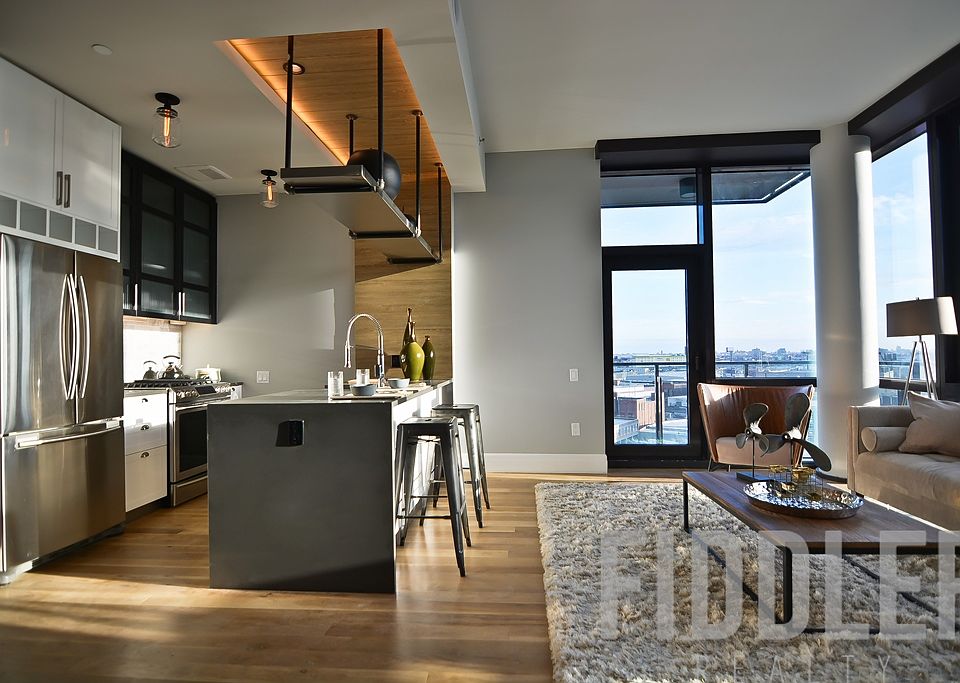 1st image of 4441 Purves St #2305