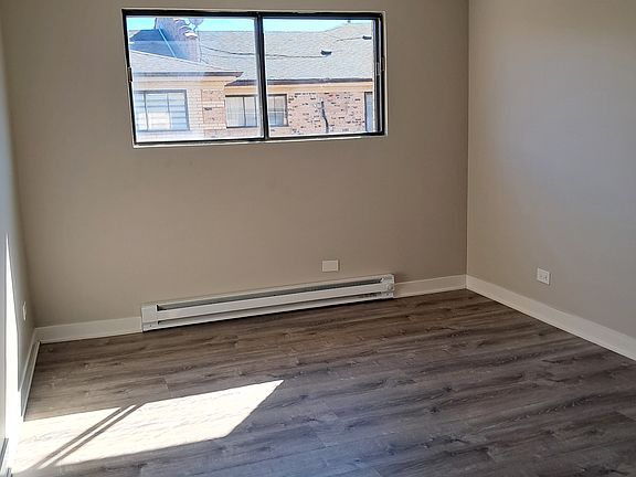 5th image of 5121 N East River Rd #3G