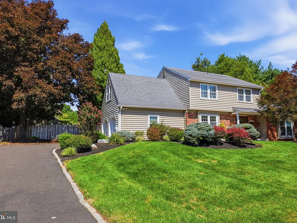1272 Knox Dr