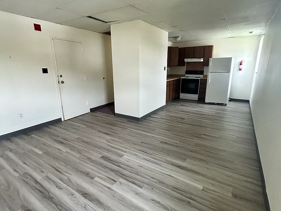 236 W 6th Ave #2B